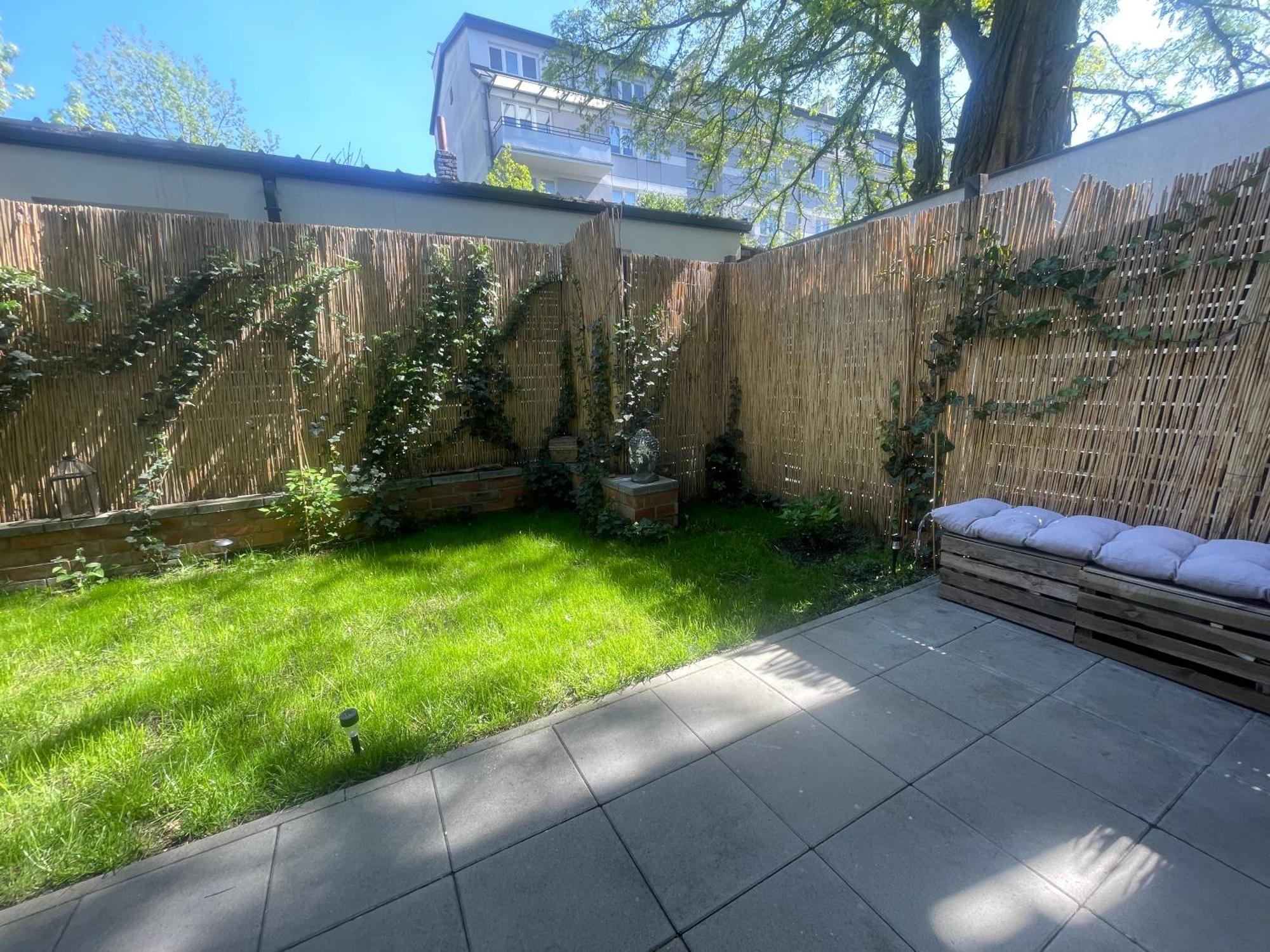 Garden Place Apartment Warszawa Eksteriør bilde